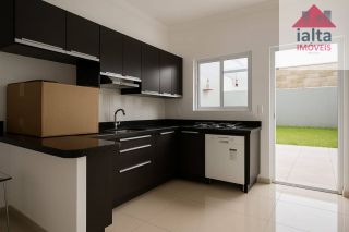 Casa em condomínio no Jardim Gaivotas - Caraguatatuba/SP