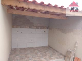 Casa Para Vender com 2 quartos 1 suítes no bairro Golfinhos em Caraguatatuba