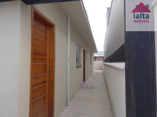 Casa Para Vender com 2 quartos 1 suítes no bairro Golfinhos em Caraguatatuba