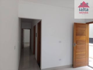 Casa Para Vender com 2 quartos 1 suítes no bairro Golfinhos em Caraguatatuba