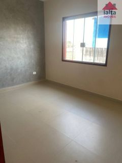 Sobrado Para Vender com 5 quartos 1 suítes no bairro Centro em Caraguatatuba
