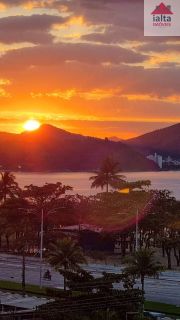 Apartamento no Indáia com 3 Dormitórios e Vista Mar!