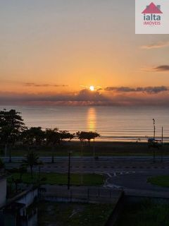 Apartamento no Indáia com 3 Dormitórios e Vista Mar!