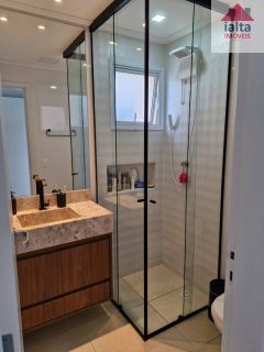 Apartamento no Indáia com 3 Dormitórios e Vista Mar!