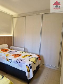 Apartamento no Indáia com 3 Dormitórios e Vista Mar!
