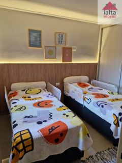 Apartamento no Indáia com 3 Dormitórios e Vista Mar!