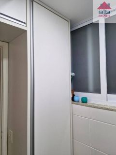 Apartamento no Indáia com 3 Dormitórios e Vista Mar!