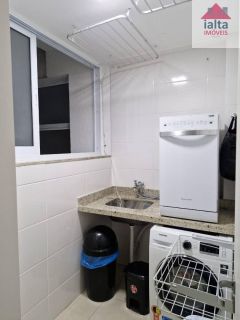 Apartamento no Indáia com 3 Dormitórios e Vista Mar!