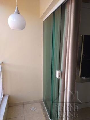 Apartamento á 100m da praia no Pereque-Açu