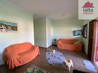 Casa Para Vender com 3 quartos 1 suítes no bairro Balneário Golfinho em Caraguatatuba
