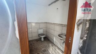 Imóvel Comercial Para Vender no bairro Centro em Caraguatatuba