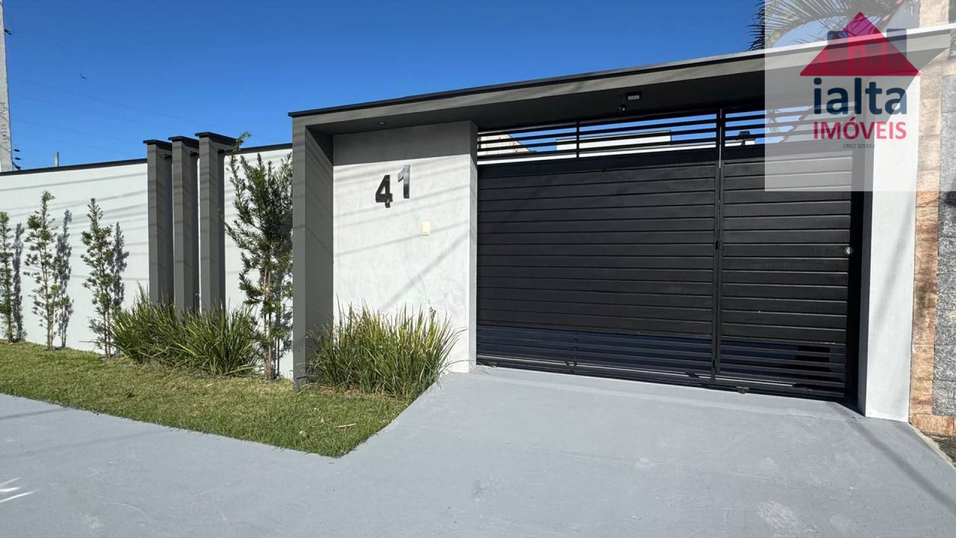 Casa moderna no Pontal Santa Marina - Caraguatatuba/SP