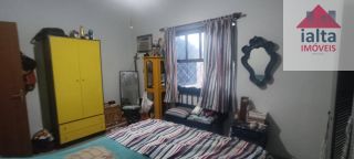 Casa térrea no centro de Caraguatatuba