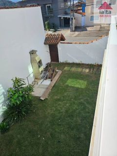 Sobrado Para Venda e Locação com 4 quartos 1 suítes no bairro Massaguaçu em Caraguatatuba