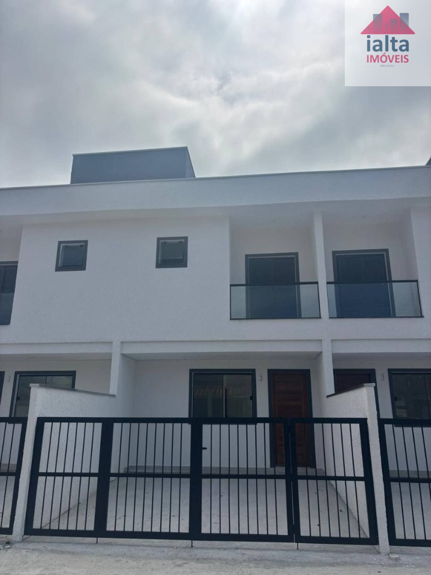 Sobrado Novo Massaguaçu - Caraguatatuba SP