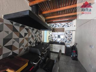 Sobrado para Vender com 2 quartos 2 suítes no bairro Balneário Mar Azul