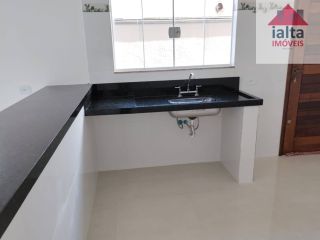 Casa com 2 dormitórios no Balneário Golfinho - Caraguatatuba/SP