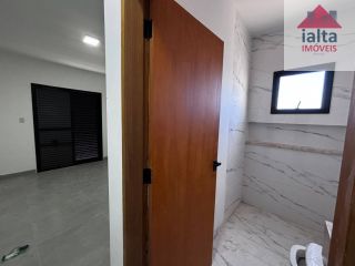 Sobrado Novo impecável no Balneário Golfinho - Caraguatatuba/SP