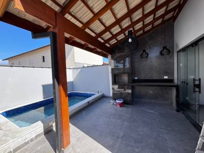 Sobrado Novo impecável no Balneário Golfinho - Caraguatatuba/SP
