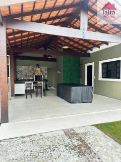 Casa espaçosa na região Central- Caraguatatuba SP