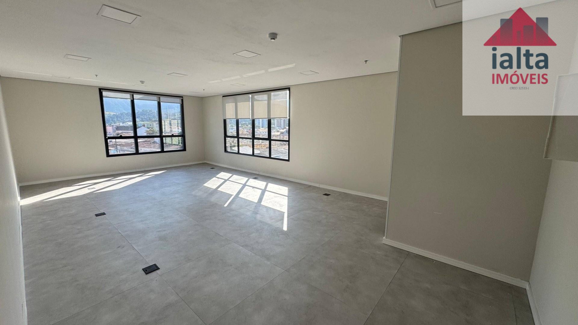 Sala comercial no Centro para Locação - Caraguatatuba SP