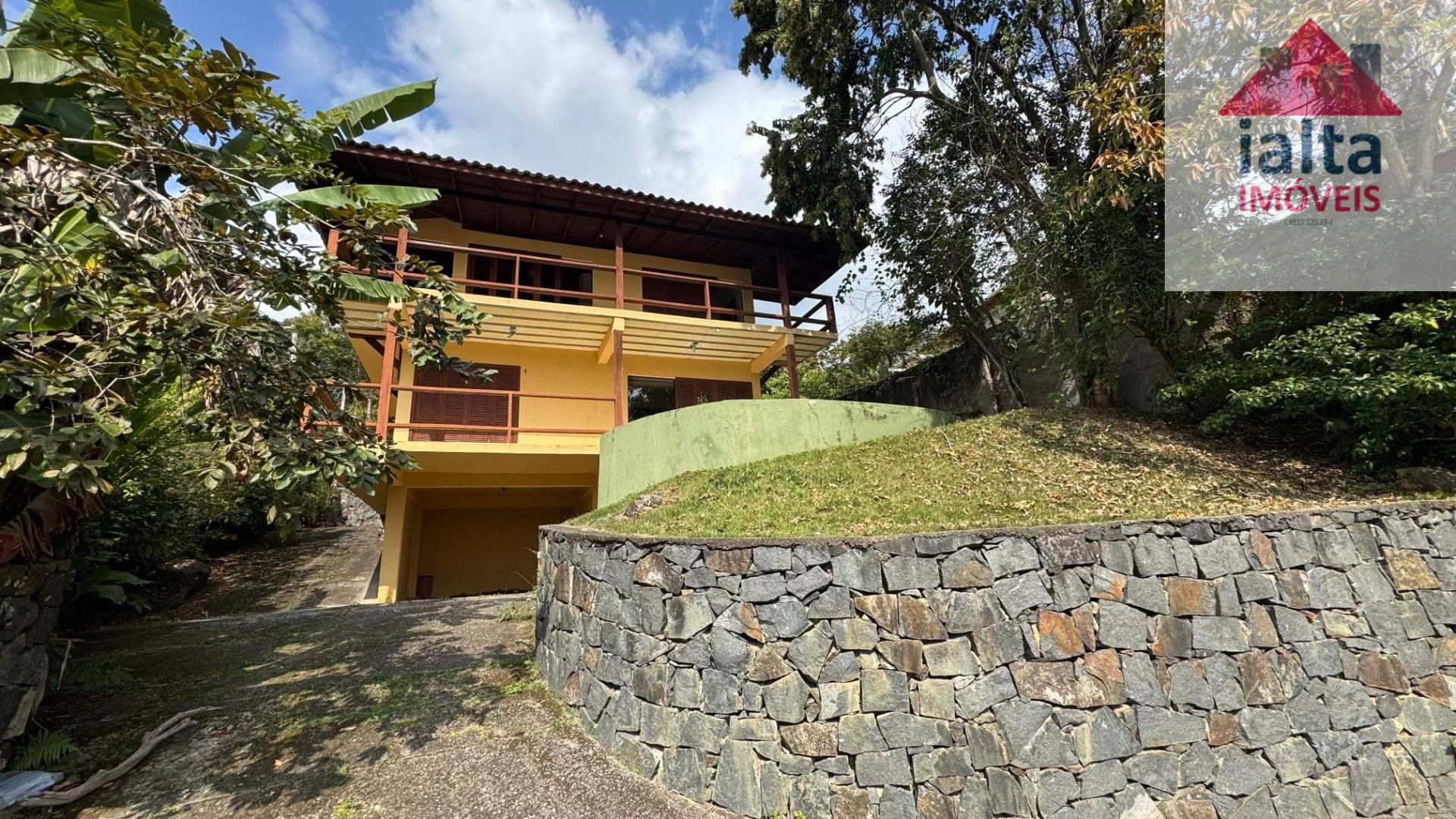 Exclusividade e Charme com Vista Mar em Ilhabela – SP