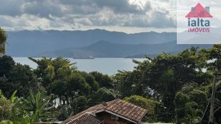 Exclusividade e Charme com Vista Mar em Ilhabela – SP