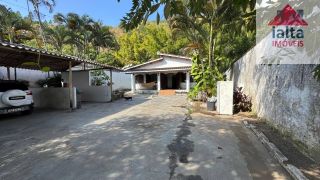  Oportunidade Frente Mar na Enseada – Ideal para Investidores e Construtores!