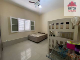 Casa Para Vender com 03 quartos 1 suítes no bairro Praia das Palmeiras em Caraguatatuba
