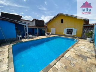 Casa Para Vender com 03 quartos 1 suítes no bairro Praia das Palmeiras em Caraguatatuba