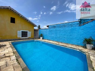 Casa Para Vender com 03 quartos 1 suítes no bairro Praia das Palmeiras em Caraguatatuba