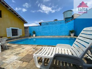 Casa Para Vender com 03 quartos 1 suítes no bairro Praia das Palmeiras em Caraguatatuba