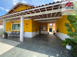 Casa Para Vender com 03 quartos 1 suítes no bairro Praia das Palmeiras em Caraguatatuba
