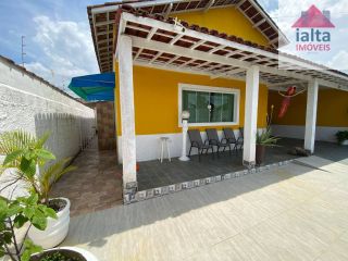 Casa Para Vender com 03 quartos 1 suítes no bairro Praia das Palmeiras em Caraguatatuba