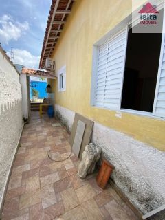 Casa Para Vender com 03 quartos 1 suítes no bairro Praia das Palmeiras em Caraguatatuba