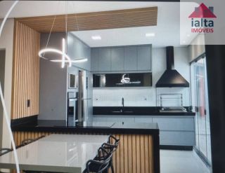 LINDA CASA NO GOLFINHOS