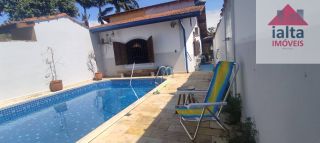 Casa Térrea com Piscina e Área Gourmet no Litoral