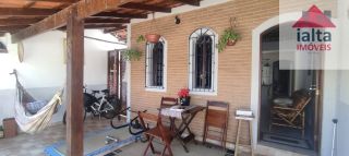 Casa Térrea com Piscina e Área Gourmet no Litoral