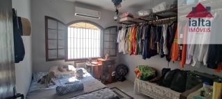 Casa Térrea com Piscina e Área Gourmet no Litoral