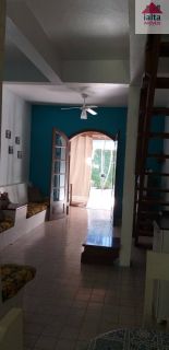 Oportunidade! Sobrado beira mar, Indáia - Caraguatatuba SP