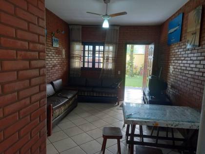 Casa Para Vender a 100 metros da praia Martim de Sá em Caraguatatuba