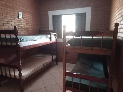 Casa Para Vender a 100 metros da praia Martim de Sá em Caraguatatuba