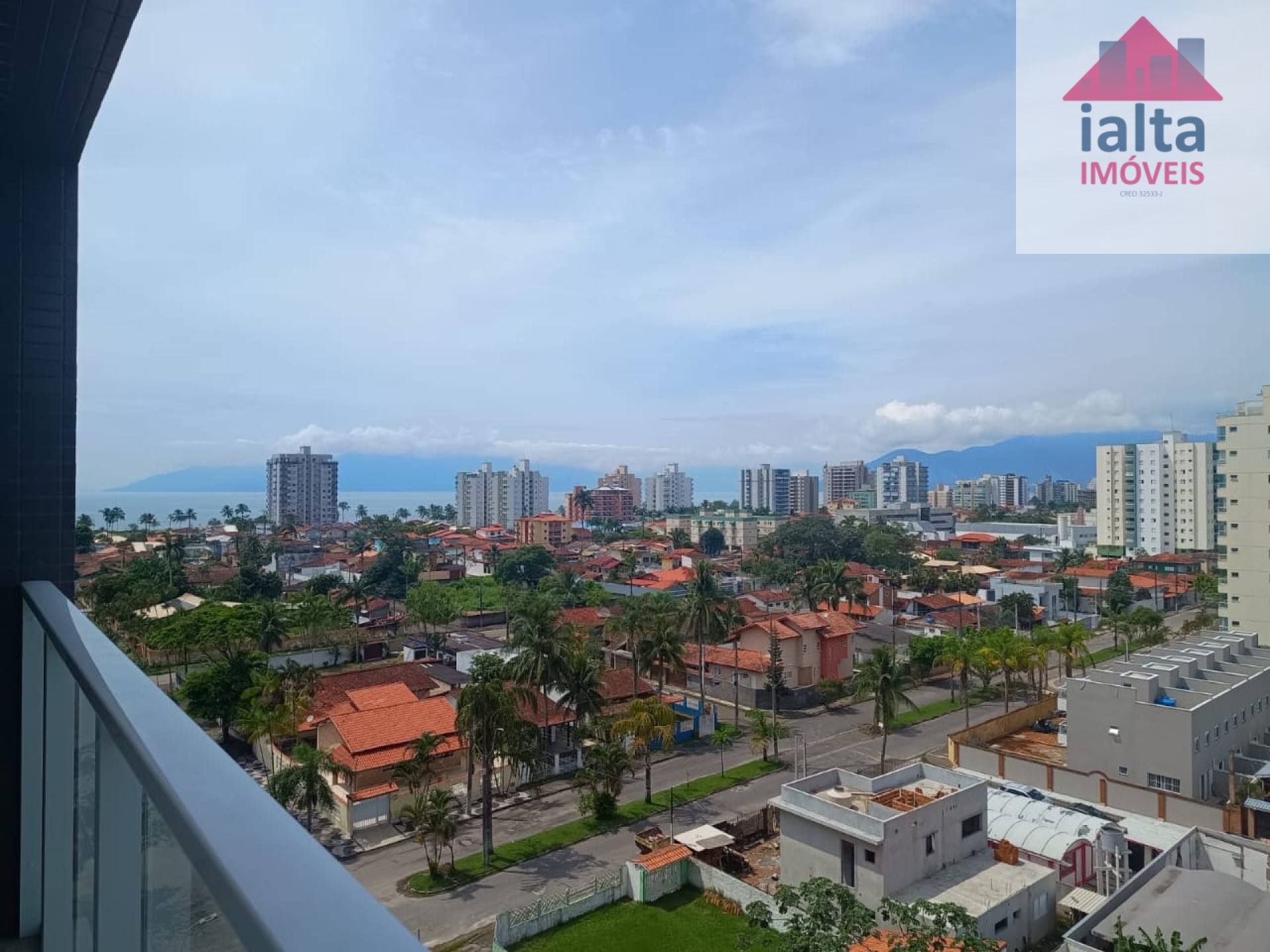 Apartamento no Edificio Eurus, Indaiá - Caraguatatuba/SP