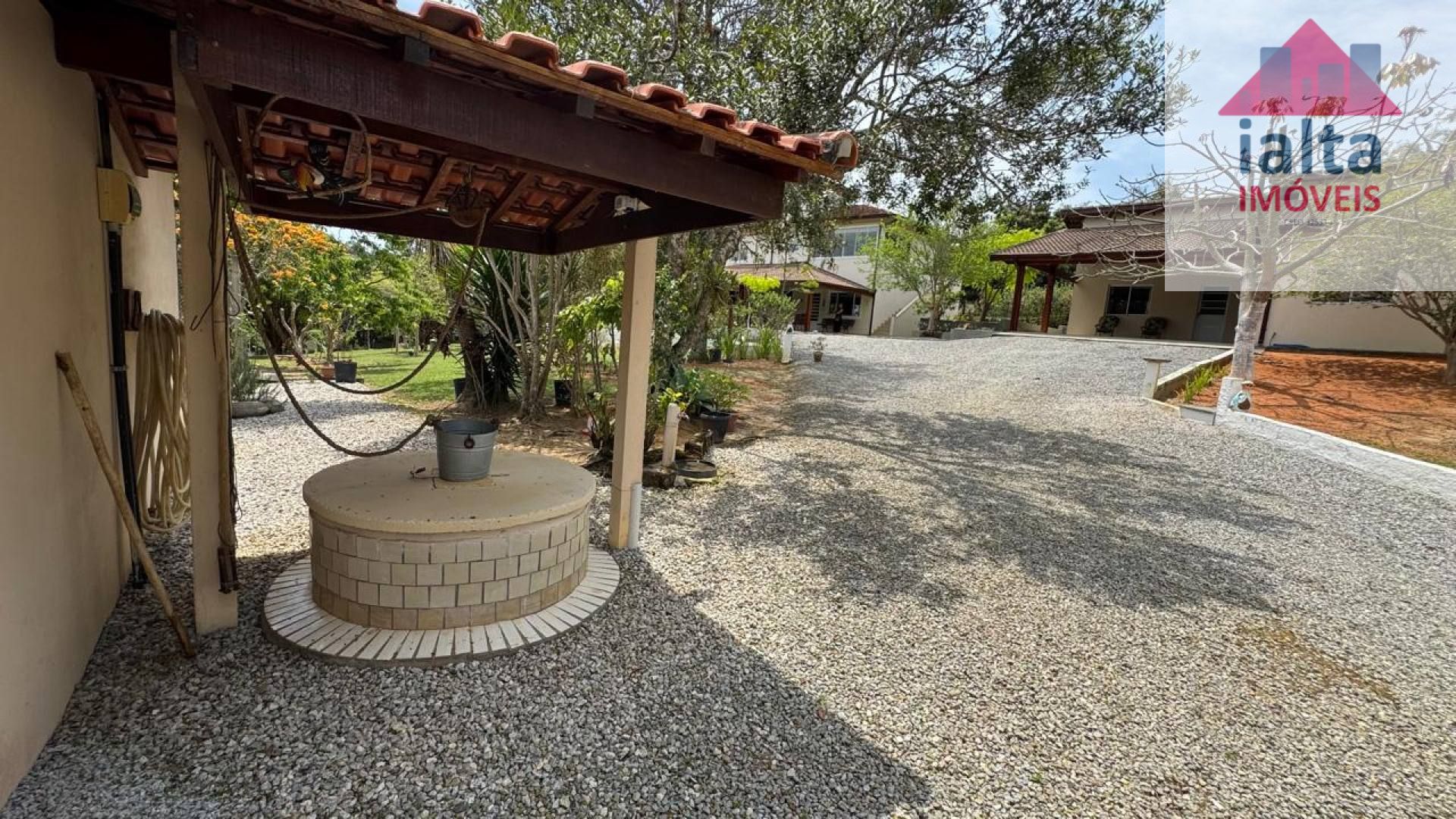 Belíssima Chácara em Paraibuna/SP