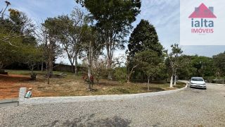 Belíssima Chácara em Paraibuna/SP