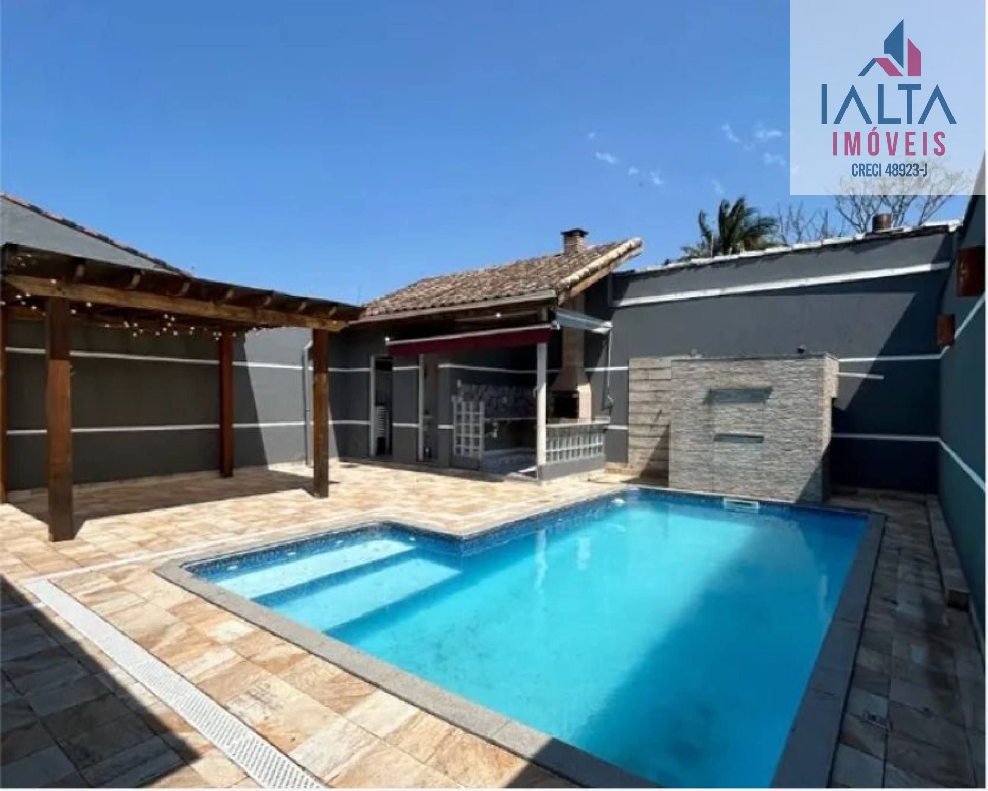 Casa com piscina - Martim de Sá, Caraguatatuba/SP