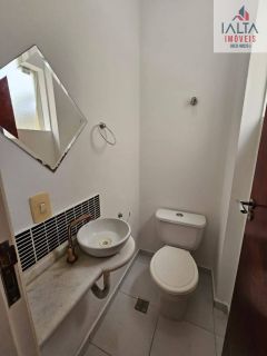 Sobrado Geminado no Itaguá – Localização Privilegiada!