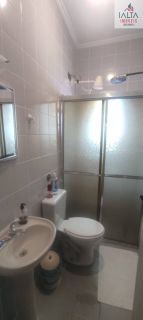 Sobrado em condomínio estilo vila – conforto e praticidade perto das praias