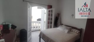 Sobrado em condomínio estilo vila – conforto e praticidade perto das praias