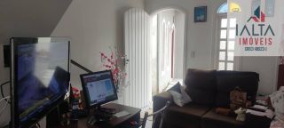 Sobrado em condomínio estilo vila – conforto e praticidade perto das praias